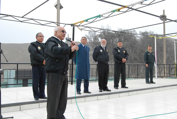 <div></div>